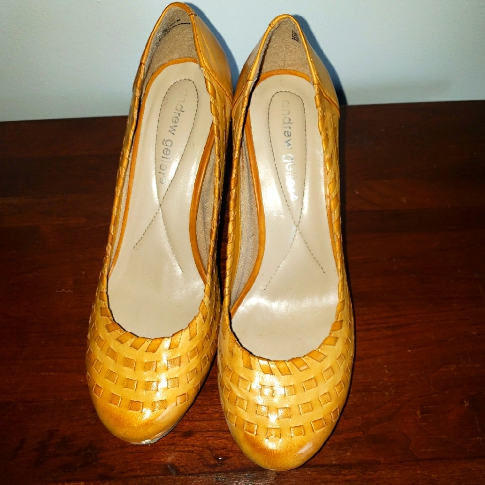 Yellow Heels